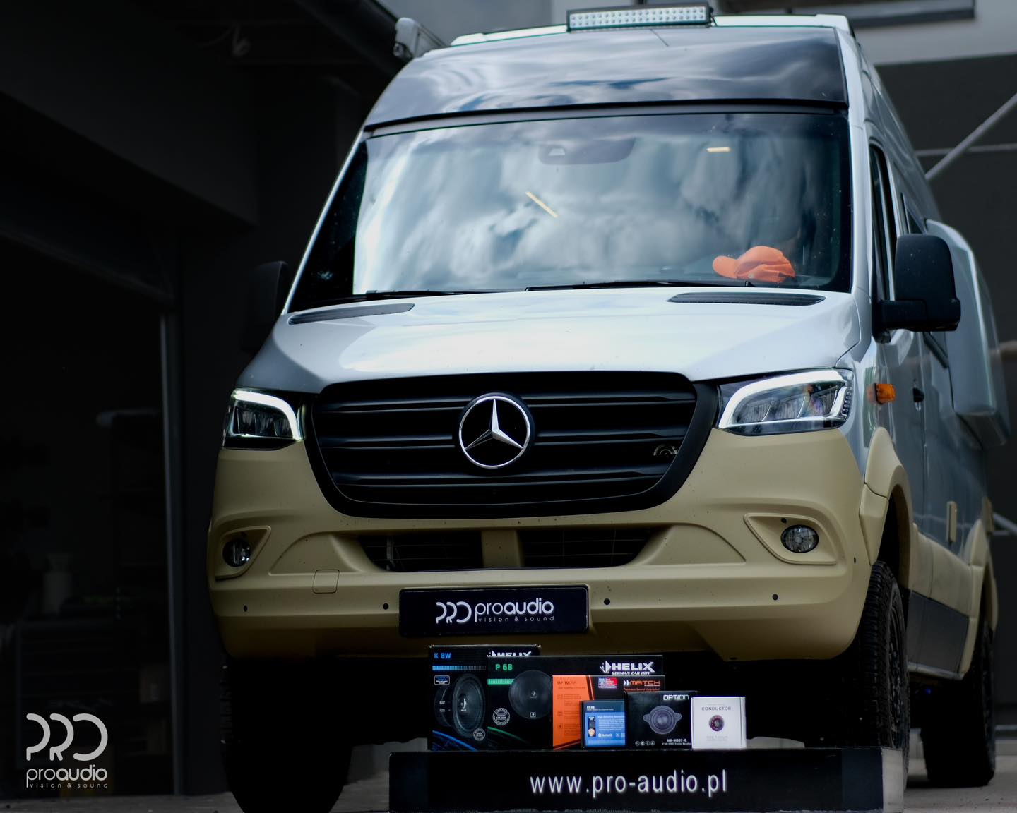Mercedes Sprinter V11